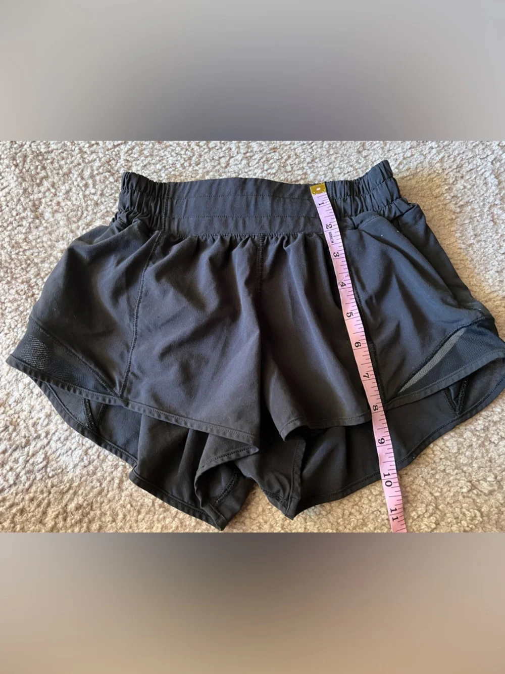 Lululemon Hotty Hot Short *High-Rise 2.5" *Black Sz 0 - Picture 8 of 9